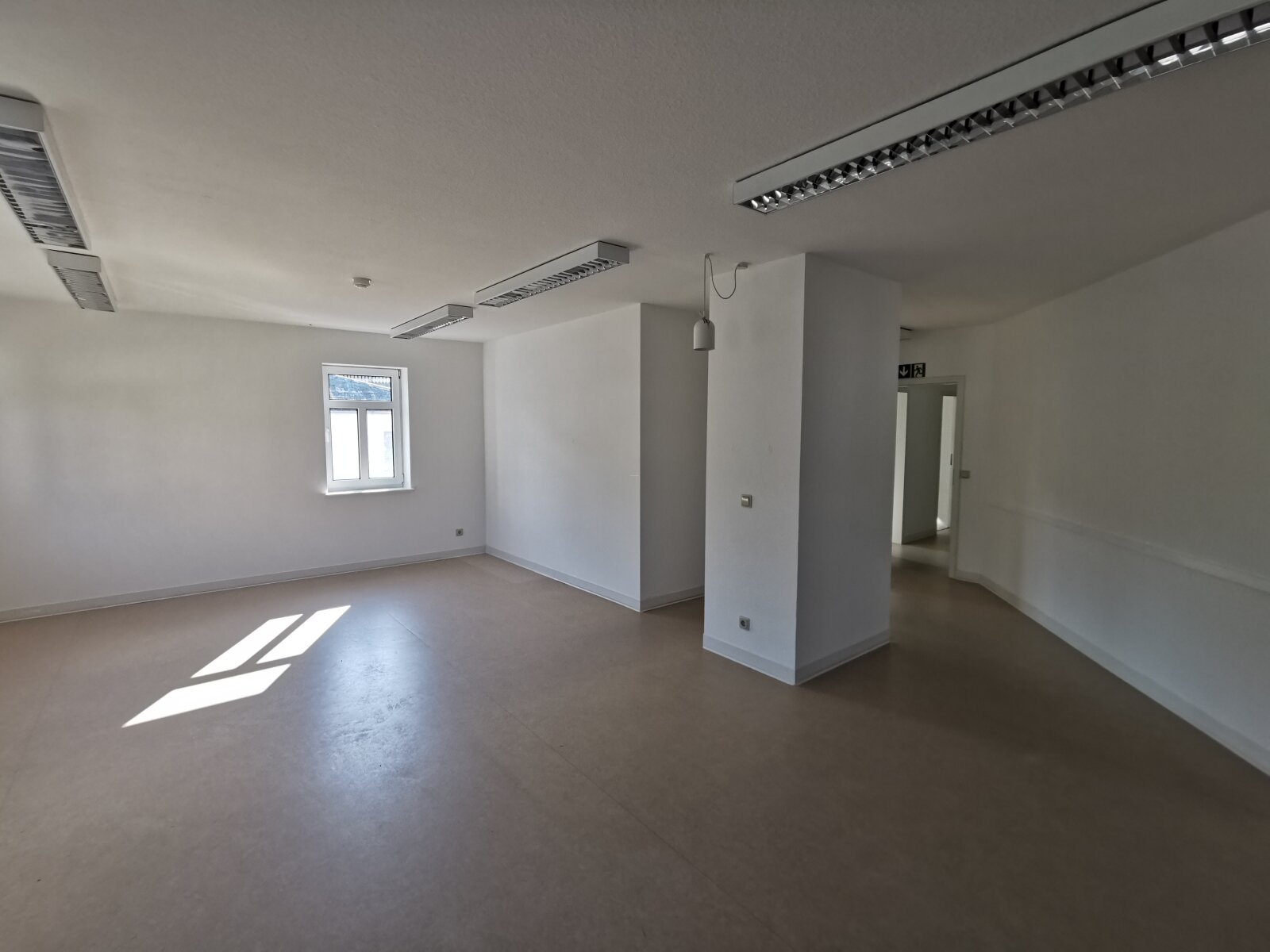 Geräumige Büro- oder Praxisräume in zentraler Lage von Bad Berleburg-Stadt