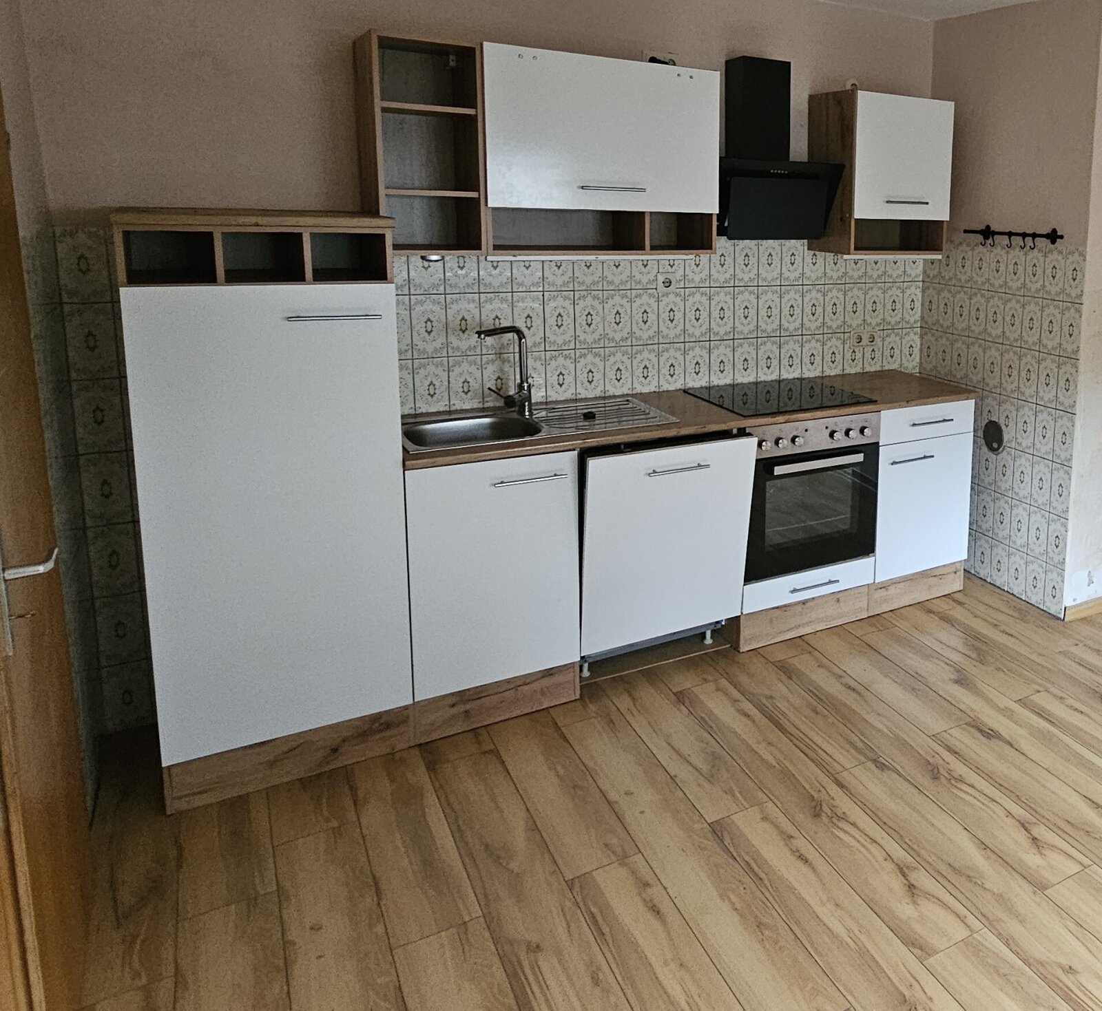 Sofort frei - Zweifamilienhaus in ruhiger Wohnlage von Bad Berleburg-Elsoff