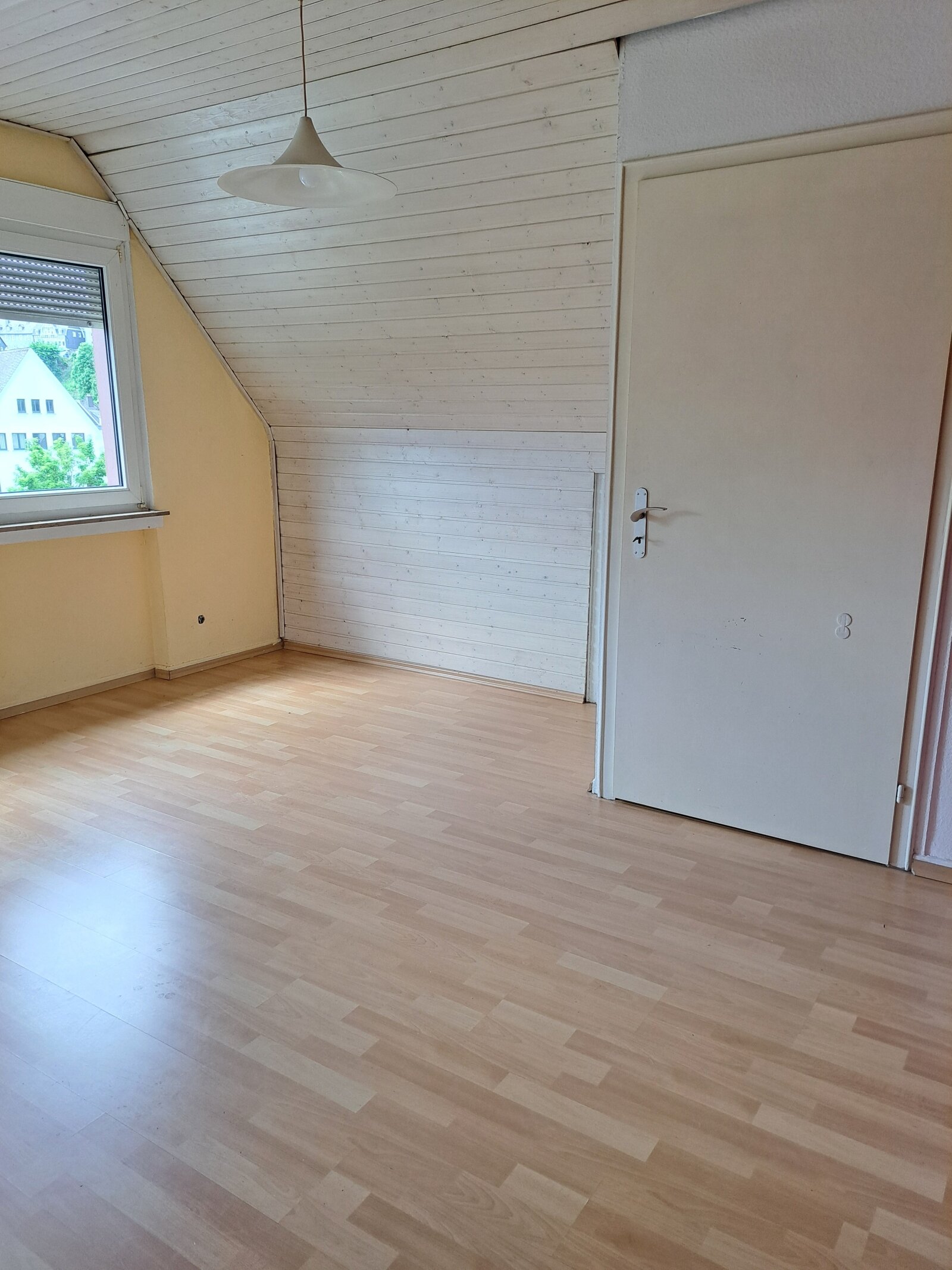 +++ Mitten in Bad Berleburg +++ Wohn-/Geschäftshaus und Baugrundstück mit viel Potenzial