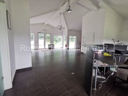 Büro mit Ausstellungsfläche Büro mit Ausstellungsfläche