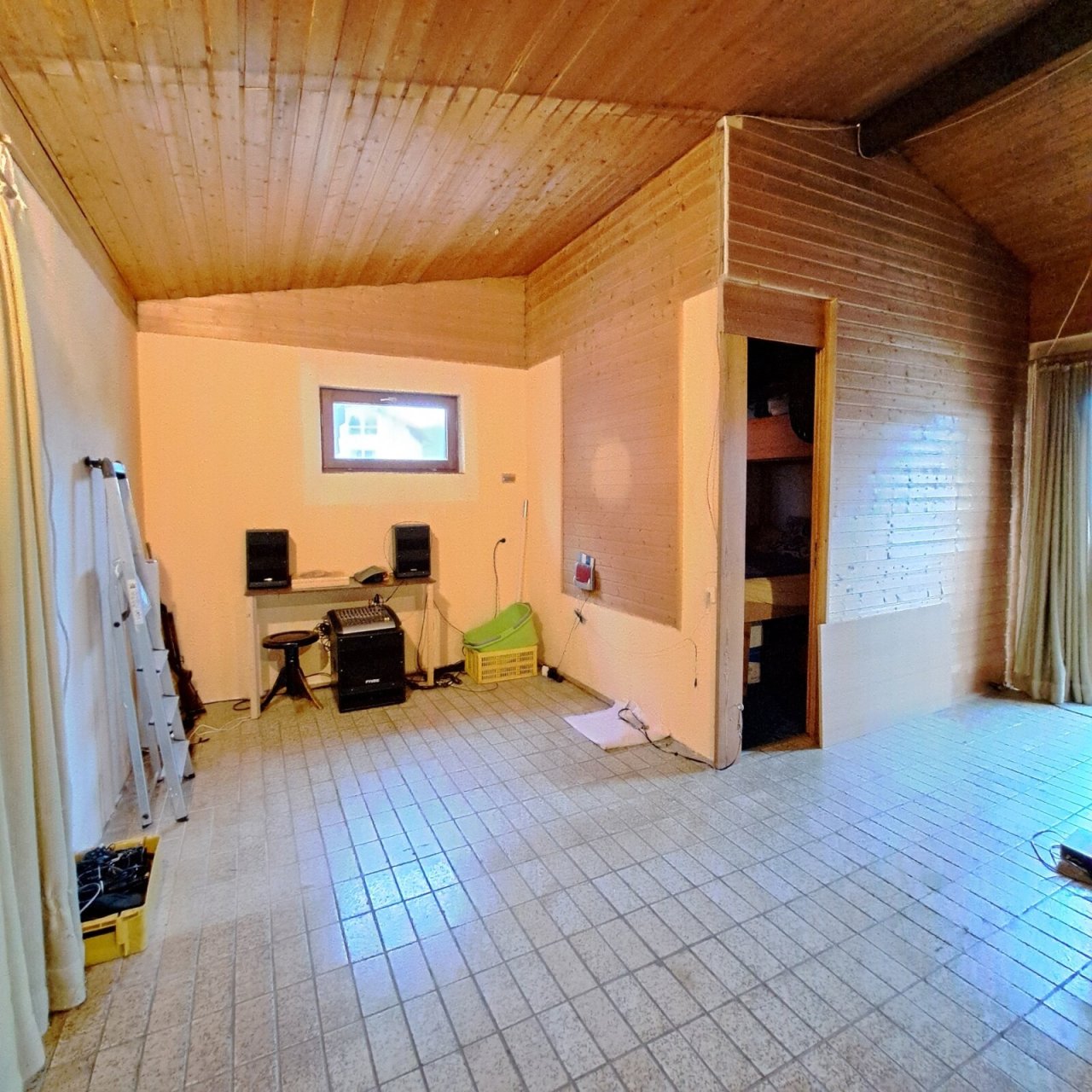 Wohn-/Esszimmer Wohn-/Esszimmer