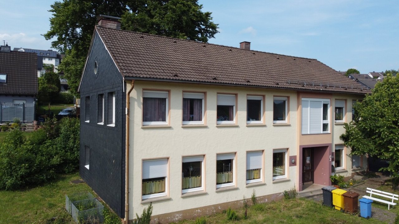 Straßenansicht Straßenansicht