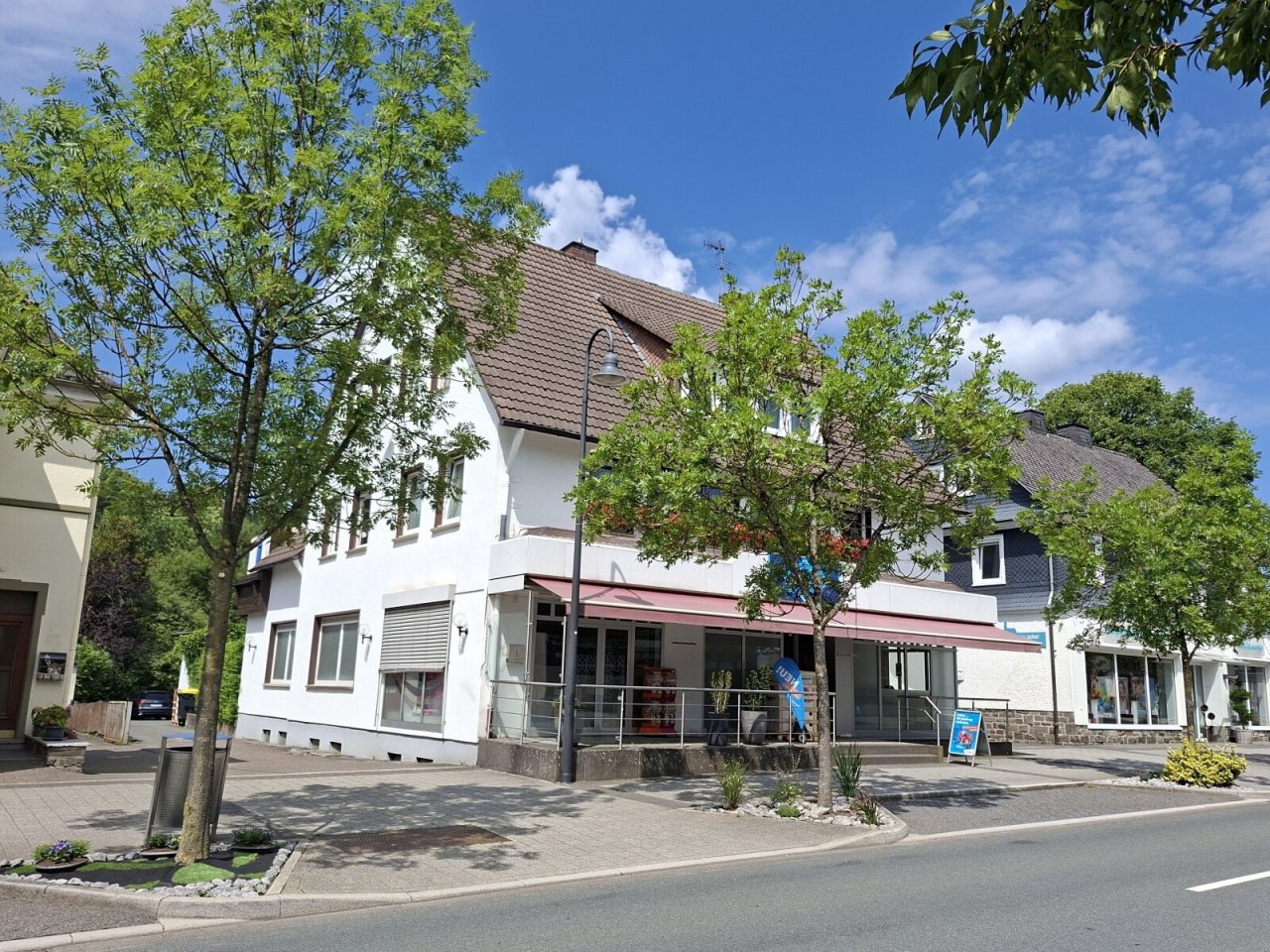 Straßenansicht Straßenansicht