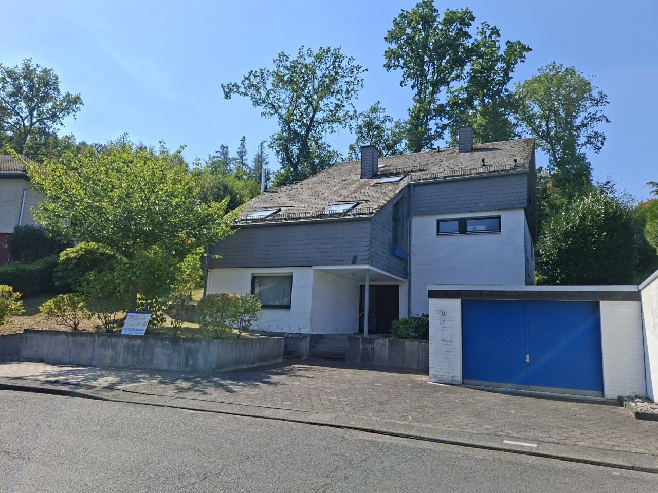 Straßenansicht
